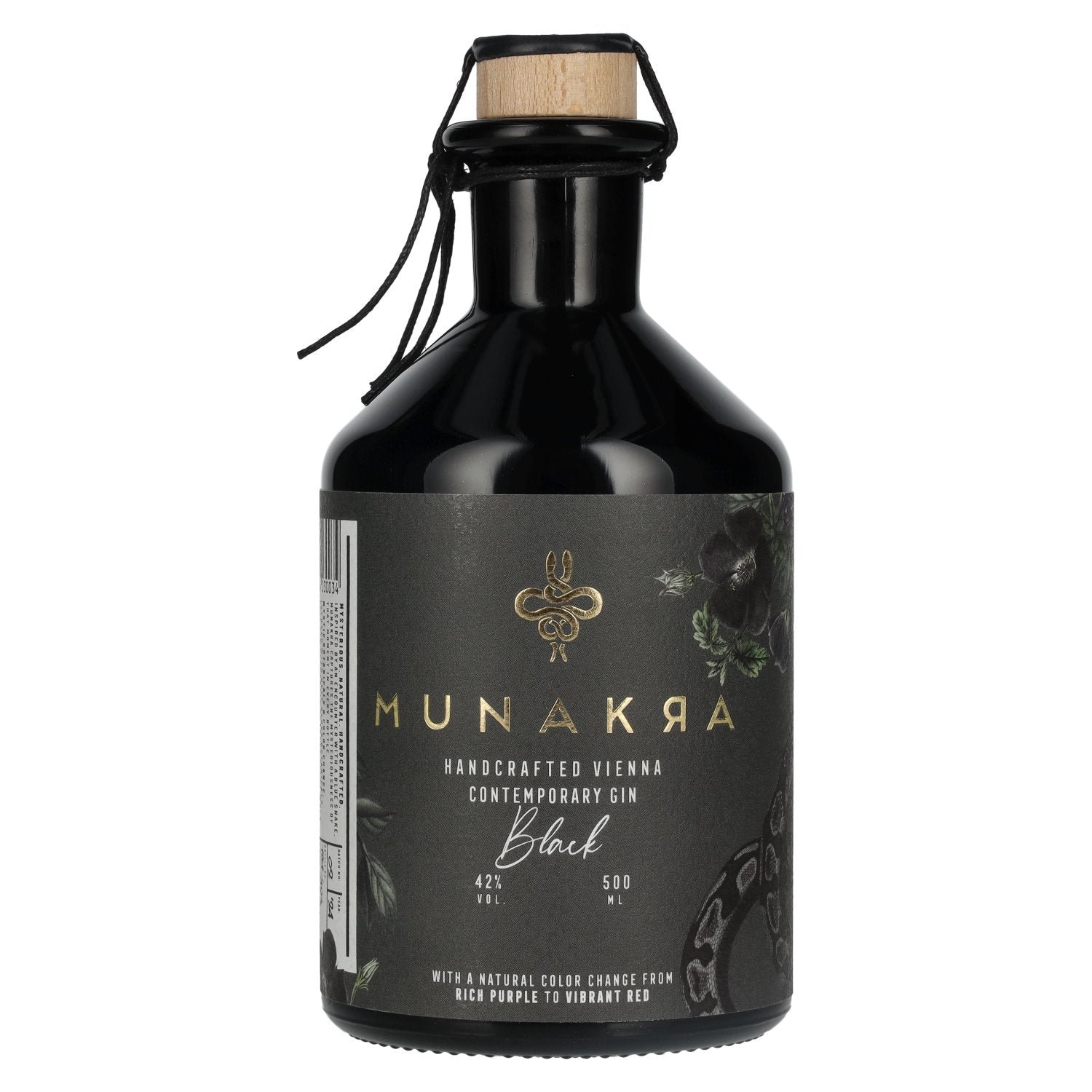1a7d5e74edac1f4486bae0e33867be84d44096d48d7a894c0fa56d92a24db5dd.jpg Munakra Handcrafted Vienna Contemporary Gin Black 42% Vol. 0,5l - Image 1