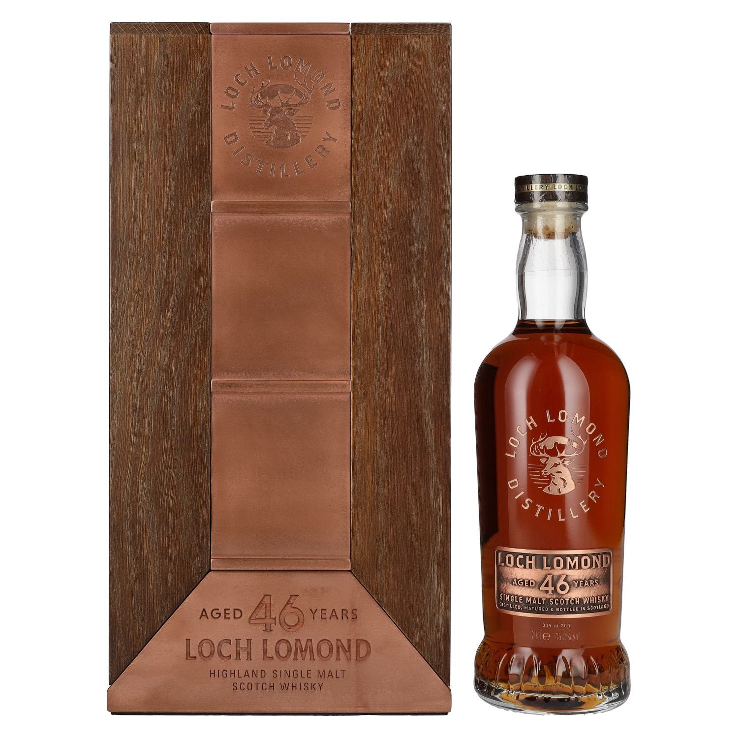 4a3f2ec9b0ad5e494d53546cf2a7e6029933ad015ff15e6f145634cc7e55063e.jpg Loch Lomond 46 Years Old REMARKABLE STILLS SERIES Release No. 2 45,3% Vol. 0,7l in wooden box - Image 1